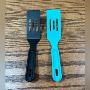 PAMPERED CHEF Mini Black and Teal Nylon Serving Spatula Turners USA